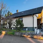 Apartment Schoene Aussicht Gemmrigheim